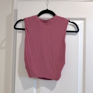 Cider pink crop tank with ruched sides M